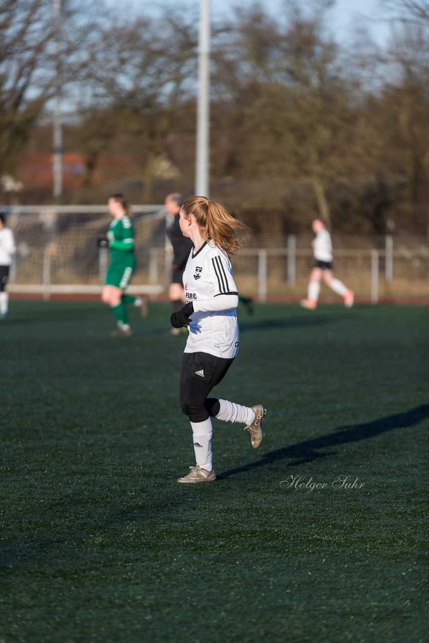 Bild 139 - Frauen SG Holstein Sued - SV Gruenweiss-Siebenbaeumen : Ergebnis: 0:2